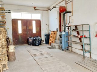 Eladó 129 m²-escsaládi ház Vác, Dunapart közeli: 144'999'000 Ft