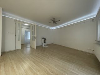 Kiadó 117 m²-essorház Vác, Eötvös utca: 450'000 Ft