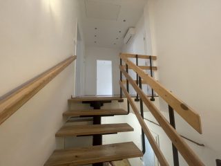 Kiadó 117 m²-essorház Vác, Eötvös utca: 450'000 Ft