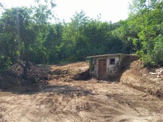 Eladó 1412 m²-estelek Vác, Felső nyulas utca: 18'900'000 Ft