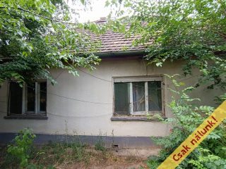 Eladó 5604 m²-estelek Vác, Gödöllői út: 62'900'000 Ft