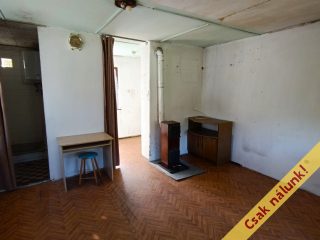 Eladó 3376 m²-esmezőgazdasági ingatlan Vác, Gombás: 34'000'000 Ft