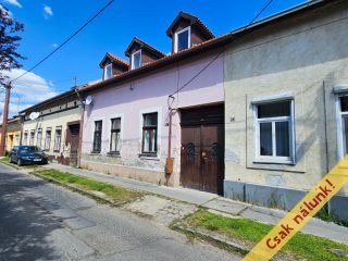 Eladó 81 m²-estársasházi lakás Vác, Hattyú utca: 64'900'000 Ft