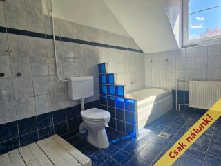 Eladó 81 m²-estársasházi lakás Vác, Hattyú utca: 64'900'000 Ft