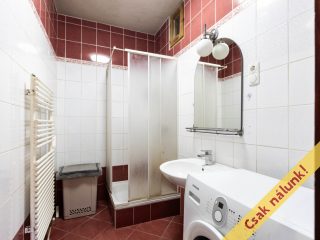 Eladó 159 m²-esházrész Vác, Hattyú utca utca: 83'000'000 Ft