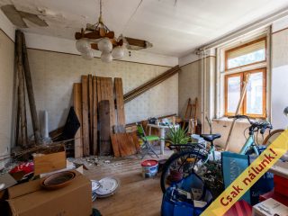 Eladó 159 m²-esházrész Vác, Hattyú utca utca: 83'000'000 Ft