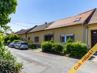Eladó 159 m²-esházrész Vác, Hattyú utca utca: 83'000'000 Ft