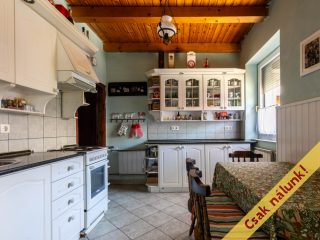 Eladó 159 m²-esházrész Vác, Hattyú utca utca: 83'000'000 Ft