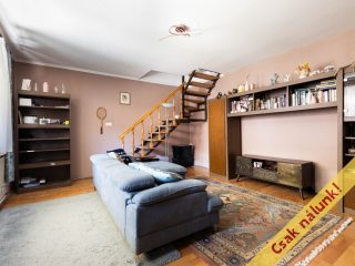 Eladó 159 m²-esházrész Vác, Hattyú utca utca: 83'000'000 Ft