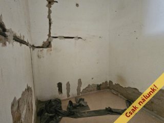 Eladó 45 m²-estársasházi lakás Vác, Köztársaság út: 34'900'000 Ft