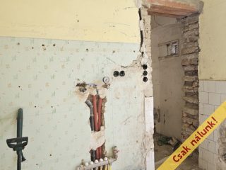 Eladó 45 m²-estársasházi lakás Vác, Köztársaság út: 34'900'000 Ft