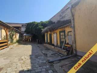 Eladó 45 m²-estársasházi lakás Vác, Köztársaság út: 34'900'000 Ft