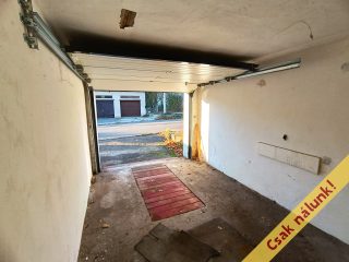 Eladó 15 m²-eskülönálló garázs Vác, Landerer utca: 10'900'000 Ft