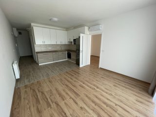 Kiadó 51 m²-estársasházi lakás Vác, Rózsa utca: 200'000 Ft