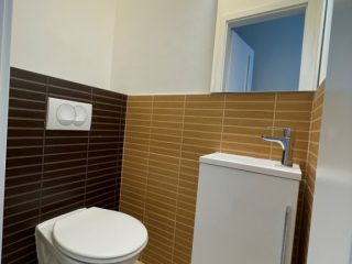 Kiadó 51 m²-estársasházi lakás Vác, Rózsa utca: 200'000 Ft