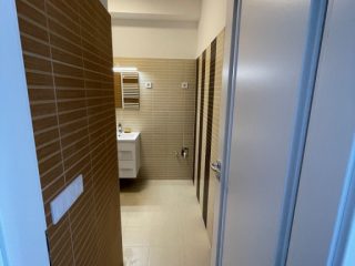 Kiadó 51 m²-estársasházi lakás Vác, Rózsa utca: 200'000 Ft