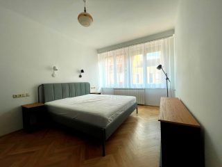 Kiadó 73 m²-estársasházi lakás Vác, Széchenyi István utca: 280'000 Ft