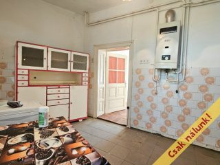 Eladó 80 m²-esházrész Vác, Szent Flórián utca: 44'900'000 Ft
