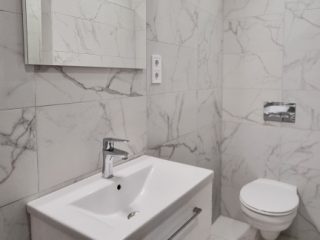 Eladó 761 m²-esüzlet üzletházban Vác, Szent László út: 580'000'000 Ft