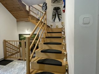 Eladó 210 m²-escsaládi ház Vác, Szivárvány utca: 179'300'000 Ft