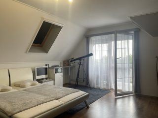 Eladó 210 m²-escsaládi ház Vác, Szivárvány utca: 179'300'000 Ft
