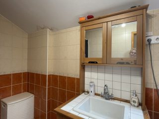 Eladó 210 m²-escsaládi ház Vác, Szivárvány utca: 179'300'000 Ft