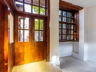 Eladó 200 m²-escsaládi ház Vác, Tímár utca: 124'900'000 Ft