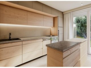 Eladó 92 m²-estársasházi lakás Vác, Václiget: 109'000'000 Ft