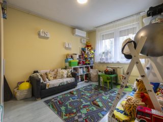 Eladó 83 m²-estársasházi lakás Vác, Vág utca: 79'900'000 Ft