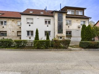 Eladó 83 m²-estársasházi lakás Vác, Vág utca: 79'900'000 Ft