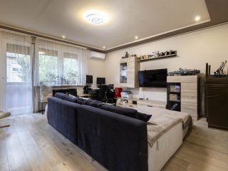Eladó 83 m²-estársasházi lakás Vác, Vág utca: 79'900'000 Ft