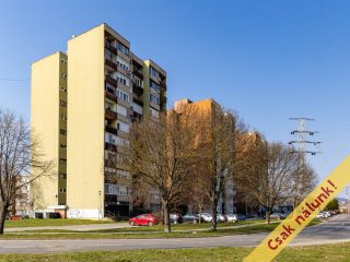 Eladó 52 m²-estársasházi lakás Vác, Vám utca: 62'000'000 Ft