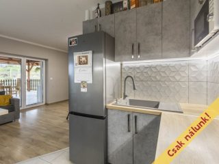 Eladó 110 m²-escsaládi ház Vác, Vizipipa köz: 118'000'000 Ft
