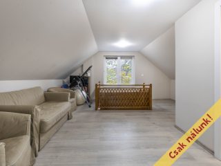 Eladó 110 m²-escsaládi ház Vác, Vizipipa köz: 118'000'000 Ft