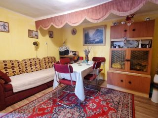 Eladó 68 m²-escsaládi ház Vác, Zátony utca: 49'500'000 Ft