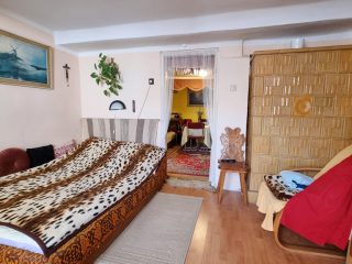 Eladó 68 m²-escsaládi ház Vác, Zátony utca: 49'500'000 Ft