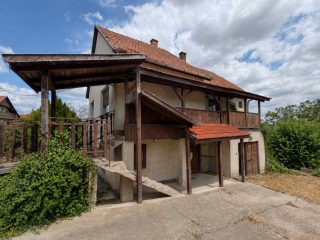 Eladó 153 m²-escsaládi ház Vácegres, Panoráma utca: 69'500'000 Ft