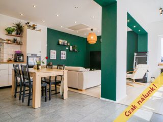 Eladó 154 m²-escsaládi ház Vácegres, Szabadság utca: 88'000'000 Ft