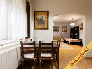 Eladó 77 m²-escsaládi ház Váchartyán, Vörösmarty utca: 64'900'000 Ft