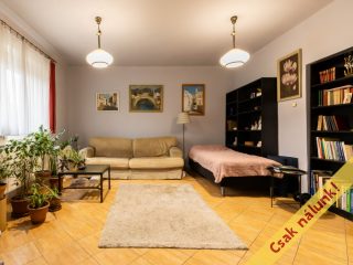 Eladó 77 m²-escsaládi ház Váchartyán, Vörösmarty utca: 64'900'000 Ft