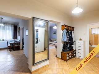 Eladó 77 m²-escsaládi ház Váchartyán, Vörösmarty utca: 64'900'000 Ft