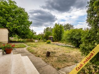 Eladó 77 m²-escsaládi ház Váchartyán, Vörösmarty utca: 64'900'000 Ft