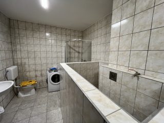 Eladó 300 m²-escsaládi ház Vasad, Panzió: 179'900'000 Ft