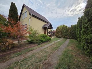 Eladó 51 m²-escsaládi ház Vecsés, Előd utca: 75'000'000 Ft