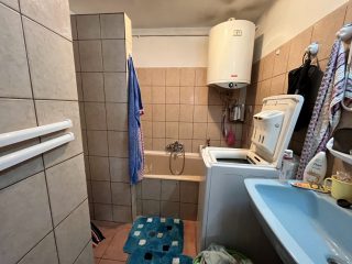 Eladó 267 m²-escsaládi ház Vecsés, Jó befektetés: 119'900'000 Ft