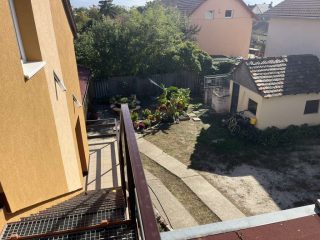 Eladó 267 m²-escsaládi ház Vecsés, Jó befektetés: 119'900'000 Ft