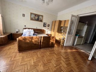 Eladó 95 m²-escsaládi ház Vecsés, Központ közeli: 81'900'000 Ft