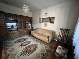 Eladó 95 m²-escsaládi ház Vecsés, Központ közeli: 81'900'000 Ft