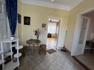 Eladó 95 m²-escsaládi ház Vecsés, Központ közeli: 81'900'000 Ft