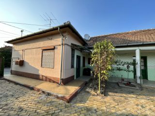 Eladó 95 m²-escsaládi ház Vecsés, Központ közeli: 81'900'000 Ft